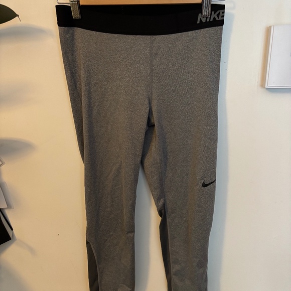 Nike 3/4 leggings - Picture 1 of 2